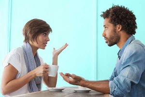 Menya amagambo 6 ugomba kwirinda kuvuga igihe warakaye mu Kiganiro 