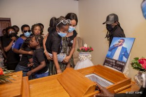 Amarira yari menshi mu gusezera bwa nyuma ku muhanzi Jay Polly [AMAFOTO]