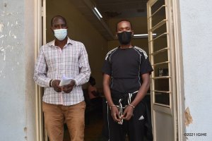 Abagabo babiri bakubise Ferabeto Munyanyindi agapfa basabiwe gufungwa iminsi 30 y'agateganyo 