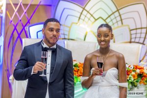 Mu magambo y'urukundo Miss Shimwa Guelda yizihije imyaka 2 amaze arushinze na Husseiin[Amafoto]