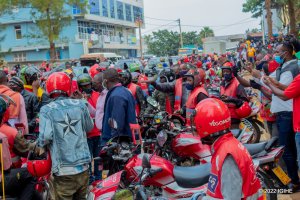 Igenzurwa rya Mubazi ku bamotari ryabaye rihagaritswe nyuma y'aho bigaragambije