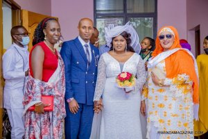 Mwiseneza Djamar uri mu batoza ba Rayon Sports yakoze ubukwe