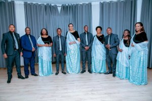 Abahanzi 10 bihurije hamwe nk'itsinda 'Igihango' bakora indirimbo ihamya igihango Abanyarwanda bafitanye n'Igihugu