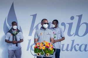 #Kwibuka28:Ubuyobozi n'abakozi ba Cogebanque basuye Urwibutso rwa Gisozi