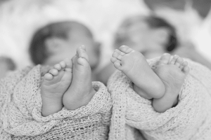 Brazil: Umugore yabyaye abana b'impanga badahuje ba se