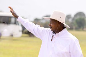 Akari ku mutima wa Perezida Museveni wahanuye abanya Uganda ku isabukuru ye