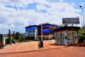 Abaganga ba Baho International Hospital bahanaguweho icyaha cyo kwica umuntu bashinjwaga