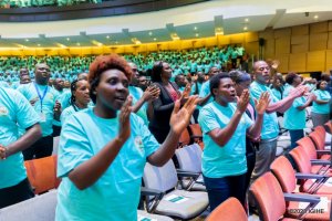 Perezida Kagame yasubije abayobozi b'utugari basabye kongererwa umushahara