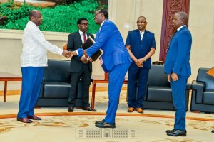 Perezida Kagame yoherereje ubutumwa mugenzi we w'u Burundi