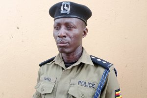 Uganda: Umugore yihaye uburozi anaroga abana be batatu