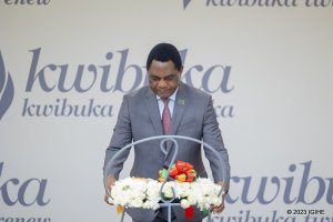 Perezida wa Zambia yasuye Urwibutso rwa Jenoside yakorewe Abatutsi rwa Gisozi