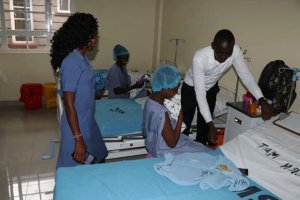 Iminsi y'ikiruhuko ihabwa umuryango wibarutse yongerewe 