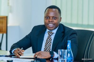 Minisitiri w'Urubyiruko yahishuye byinshi ku rugendo rwo kuramya ubukene Perezida Kagame aherutse kwamagana