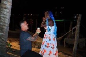 Judith yongeye kwambikwa yambitswe impeta n'umusore yihebeye [AMAFOTO]