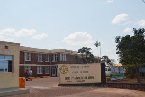 Ngoma: Abayobozi batandatu basezeye akazi kubera impamvu itangaje