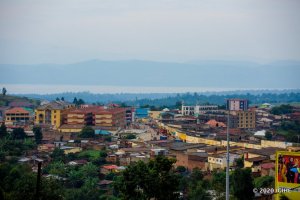 Rusizi: Akarere kahagaritse Umwarimu wagaragaye yasinze cyane agiye kwigisha