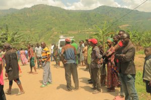 Nyabihu: Abagizi ba nabi bishe mudugudu bamuca igitsina