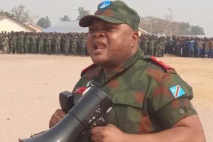 RDC: Gen. Tshiwewe yahishuye icyo bazakorera umusirikare wese uzagambanira igihugu