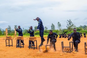 U Rwanda rwungutse abapolisi barenga 200 bafite ubuhanga budasanzwe [AMAFOTO]