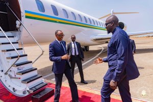 Reba ubwiza bw'indege Perezida Kagame agendamo [AMAFOTO]