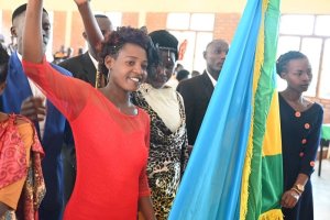 Abadepite batoye itegeko ryemerera abafite imyaka 18 gusezerana mu mategeko 