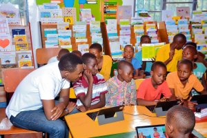 Guteza imbere umuco wo gusoma hifashishijwe ikoranabuhanga byitezweho kongerera ubumenyi abakiri bato