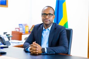 MINEDUC yisobanuye ku banyeshuri yahaye kwiga amasomo batsinzwe