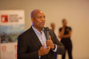 United Scholars Center yahuye n'abanyeshuri basaga 5000 bifuza ko yabafasha kujya kwiga hanze 