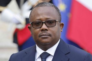 Guinea Bissau: Perezida Embalo yanze kwiyamamariza manda ya 2 abisabwe n'umugore we