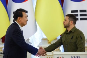 Koreya y'Epfo yatangaje ko ishobora gutangira guha intwaro Ukraine