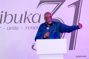 Tito Rutaremara, yagaragaje ko abantu bagifite ingengabitekerezo ya Jenoside yakorewe Abatutsi, bakwiye guhitamo gucecekana ubwo burozi bifitemo