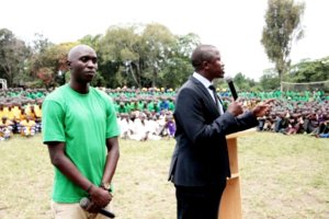 Dore indirimbo 7 bamwe mu bahanzi nyarwanda basohoye bagifungurwa muri Gereza.