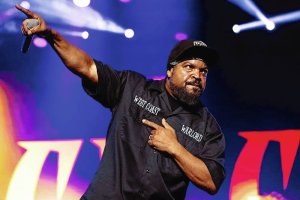Ice Cube agiye gukora ibitaramo 22 yise "Truth to Power” byo kuvuga ukuri ku butegetsi muri Amerika