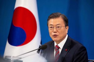 Moon Jae-in wabaye Perezida wa Koreya y'Epfo akurikiranyweho guha akazi umukwe we
