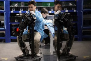 U Bushinwa: Robots zatangiye gutozwa imirimo hifashishijwe AI