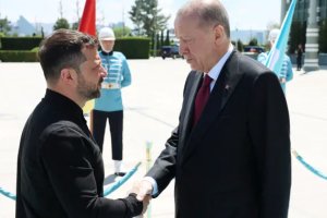 Perezida Zelensky yavuze ko u Burusiya nta gahunda yo guhagarika intambara bufite