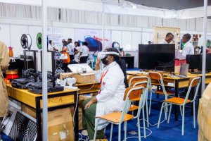 Kurangiza kaminuza ntibivuze ko utakwiga umwuga-MINEDUC 