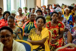 BNR yakanguriye abagore gukoresha serivisi z'imari zifashisha Telefoni