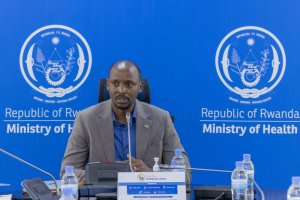 Minsitiri Dr Sabin yongeye kugirirwa icyizere n'Ikigega gishinzwe gukumira ibyorezo