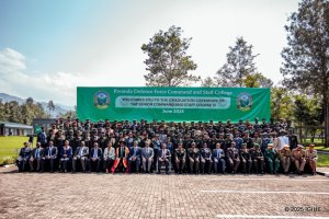 Abofisiye bakuru 108 bo mu bihugu 20 barangirije amasomo mu Ishuri Rikuru rya Gisirikare rya Nyakinama