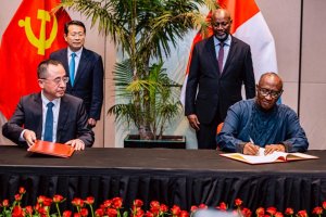 Umuryango FPR wasinyanye amasezerano n'Ishyaka Communist Party of China