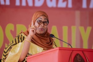 Tanzania: Perezida Suluhu yihanangirije abapfumu baragurira abakandida ko bazatsinda amatora