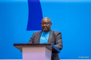 Minisitiri Dr. Mugenzi yasabye abanyamadini gushyira imbere ubumwe bw'Abanyarwanda, bakirinda amacakubiri