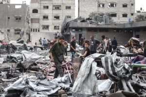 Ababarirwa mu magana bahunze ibitero bishya bya Israel muri Gaza