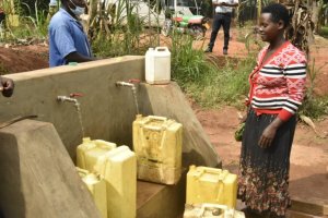 Nyagatare: Abatagiraga amazi barabyinira ku rukoma nyuma yo kuyagezwaho