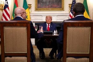 Trump yasebeje abakuru b'ibihugu bya Afurika yakiriye i Washington