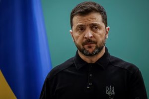 Zelensky yasabye Amerika kuzahana Putin niyanga ibiganiro