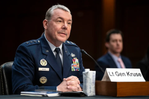 Lt Gen Kruse wayoboraga ubutasi bw'igisirikare cya Amerika yirukanywe