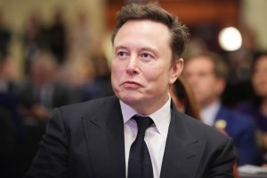 Umutungo wa Elon Musk wageze kuri miliyari 385 z'amadolari