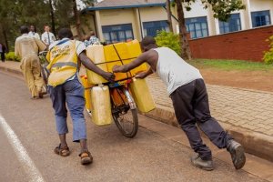 MININFRA yijeje gukemura burundu ibura ry'amazi mu myaka 2